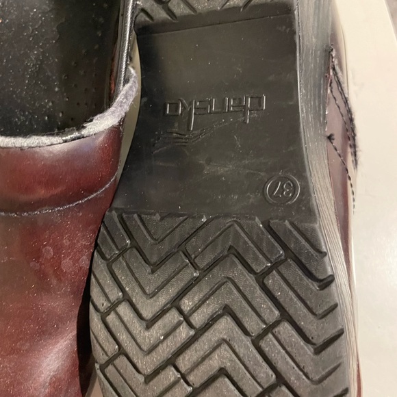 Dansko clogs. 37 - Picture 3 of 3